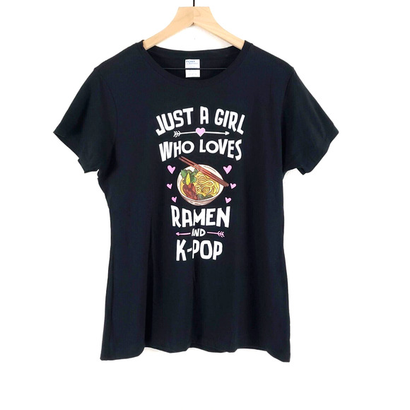 Just a Girl Who Loves Ramen and K-Pop SIZE L Womens Short Sleeve Black T-shirt - Picture 9 of 9